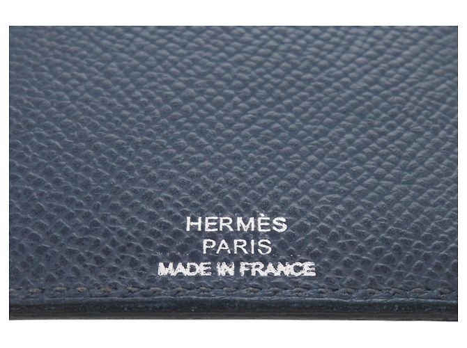 Hermès Hermes Reise-Passhülle aus Leder in Navy Marineblau - Ansicht 5