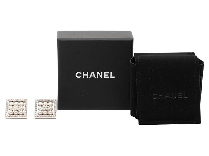 Pendientes de botón Chanel Coco Mark Square Plata - vista 4