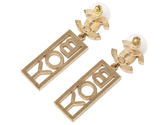 Pendientes Chanel Coco Mark BOY Stud Swing Dorado - vista 2