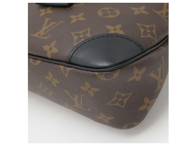 Borsa a Spalla Louis Vuitton Monogram Odeon NM PM Nero - vista 3