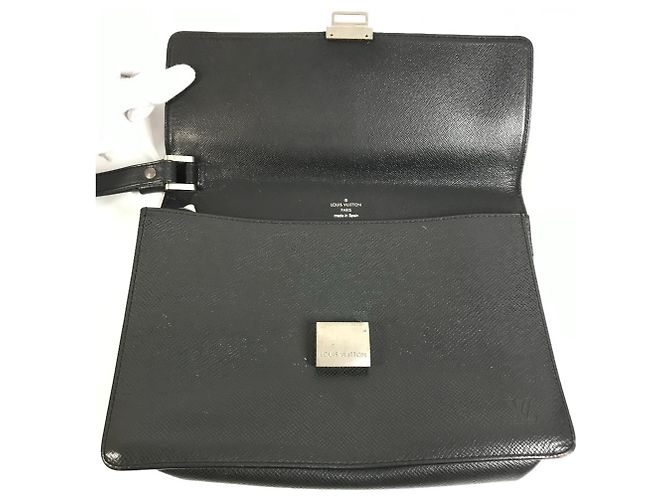 Borsa Selenga in Taiga Louis Vuitton Nero Grigio - vista 10