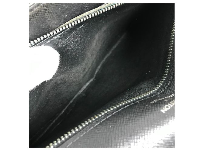 Borsa Selenga in Taiga Louis Vuitton Nero Grigio - vista 14