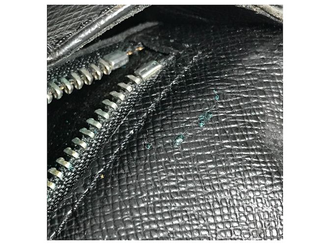 Borsa Selenga in Taiga Louis Vuitton Nero Grigio - vista 15