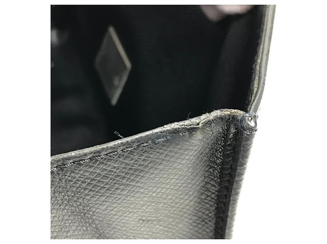 Borsa Selenga in Taiga Louis Vuitton Nero Grigio - vista 17