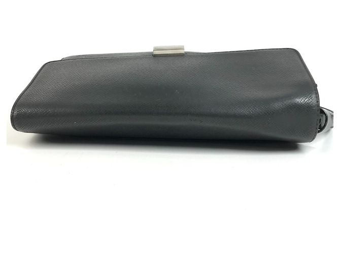 Borsa Selenga in Taiga Louis Vuitton Nero Grigio - vista 6