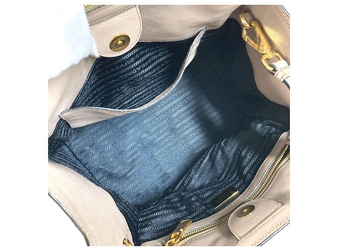 Tote Borsa 2-Way in pelle beige Prada - vista 13