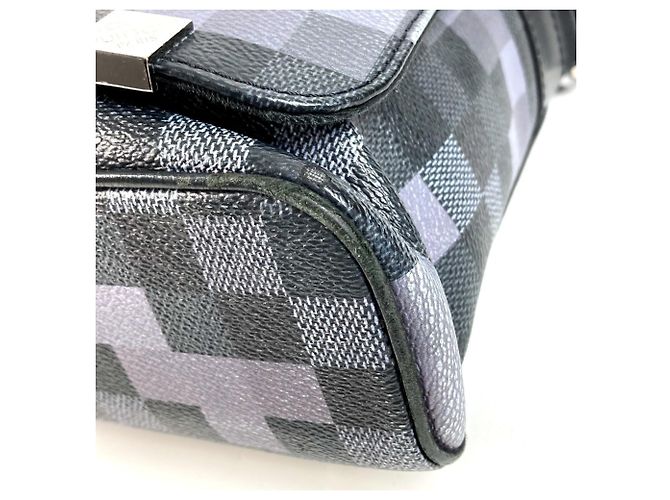 Borsa a Spalla Louis Vuitton N40072 Damier Graphite Pixel District PM Nero - vista 6