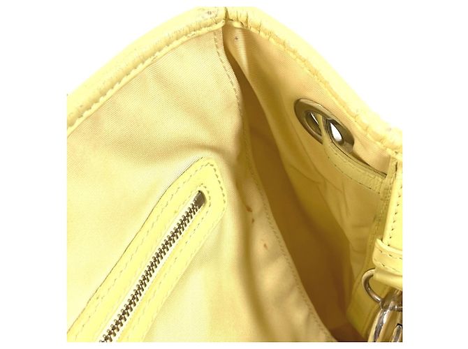 Christian Dior Dior Cannage gesteppte Logo-Tasche Gelb - Ansicht 15