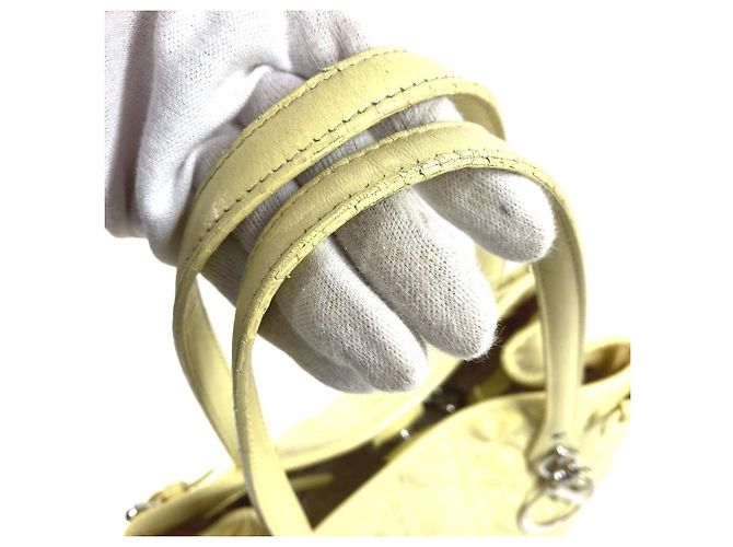 Christian Dior Dior Cannage gesteppte Logo-Tasche Gelb - Ansicht 8