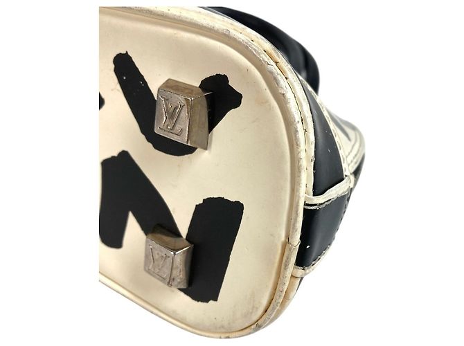 Borsa Tote Louis Vuitton Graffiti Alma PM Nero Bianco - vista 5