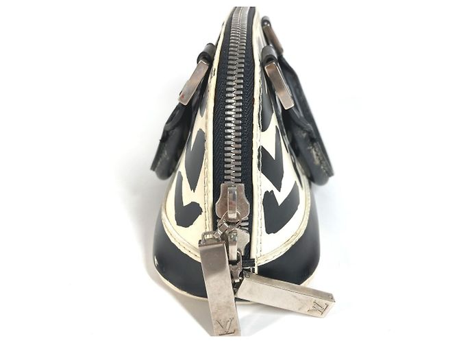Borsa Tote Louis Vuitton Graffiti Alma PM Nero Bianco - vista 9
