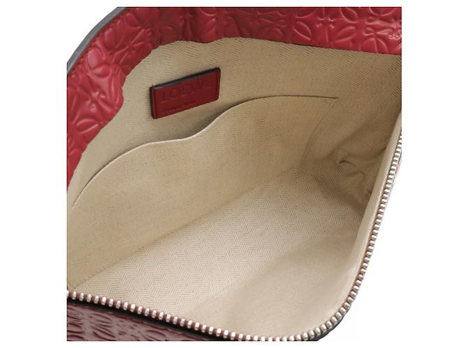 Pochette e borsa a mano Loewe Repeat Anagram T - vista 6