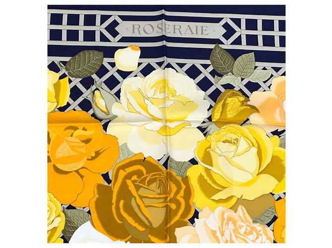 Sciarpa Hermès Carre 90 - Rose Garden Multicolore Arancione Blu navy - vista 2