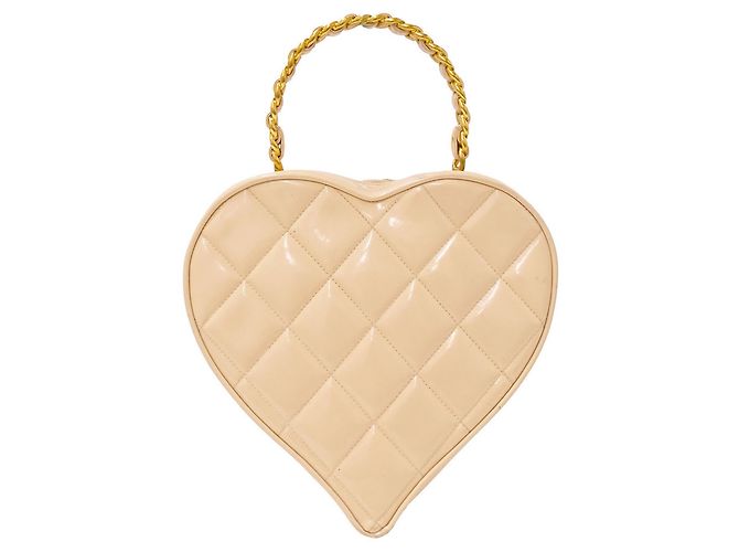 Borsa Vanity Chanel Matelassé Enamel Heart Beige - vista 2