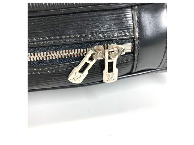 Borsa Louis Vuitton Epi Porte Documents Voyage Nero - vista 4