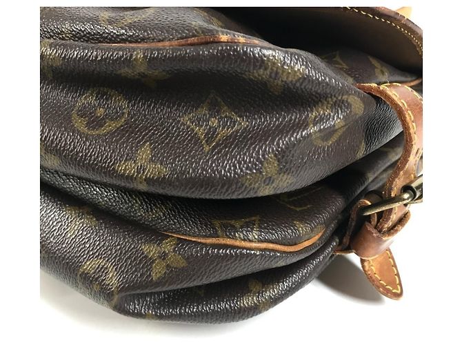 Borsa Louis Vuitton Monogram Saumur 30 Flap Marrone - vista 6