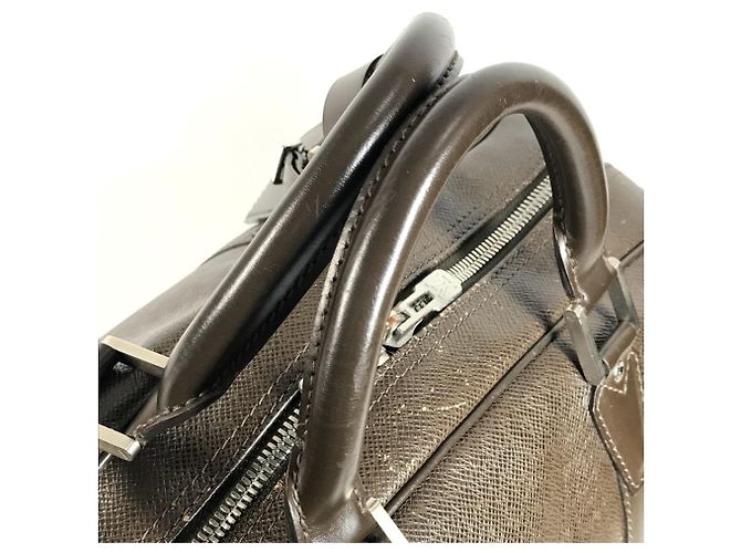 Borsa da Viaggio Louis Vuitton Taiga Kendall PM Marrone - vista 12