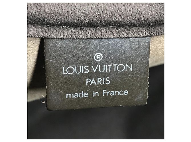 Borsa da Viaggio Louis Vuitton Taiga Kendall PM Marrone - vista 16