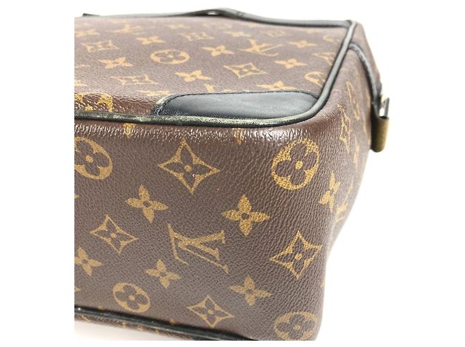 Valigetta Louis Vuitton Monogram Macassar Port Document Voyage GM Marrone Nero - vista 17