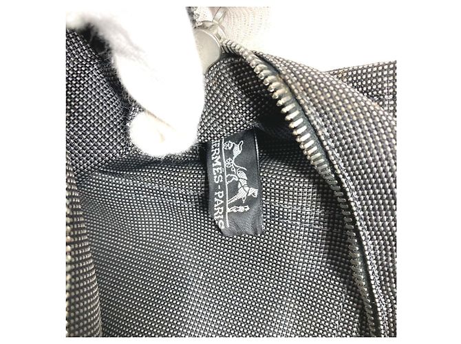 Vanity Beauty Case Chanel Vintage Heart CC Coco Mark Matelassé Quilted Chain Logo Nero Bianco - vista 16
