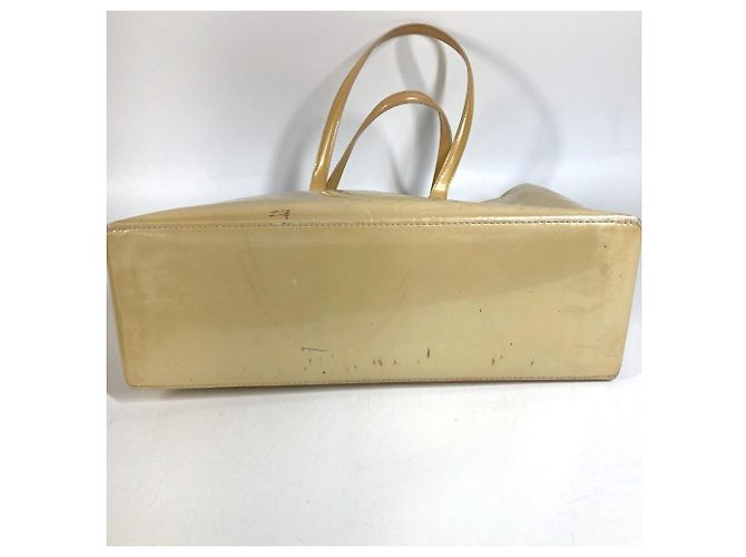 Borsa Louis Vuitton Monogram Vernis Wilshire MM Beige - vista 6