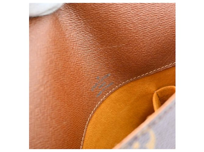 Borsa Musette Salsa Louis Vuitton in tela Monogram GM Marrone - vista 4