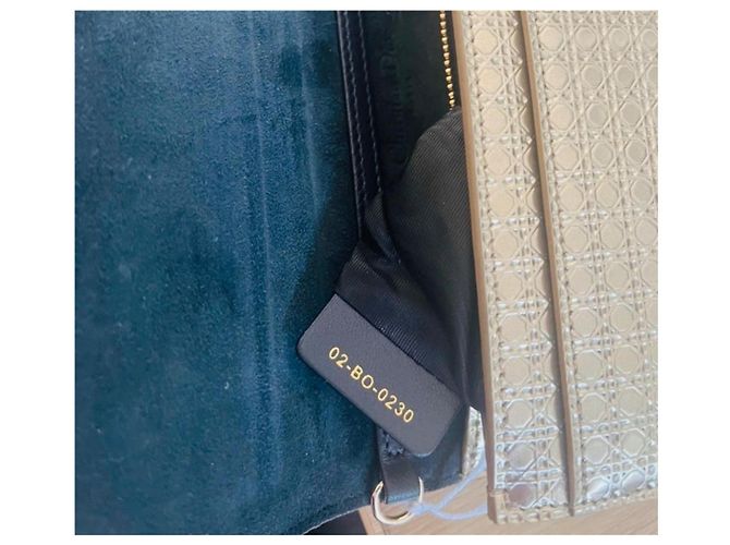 Borsa a tracolla Dior Cannage in pelle oro D'oro - vista 4