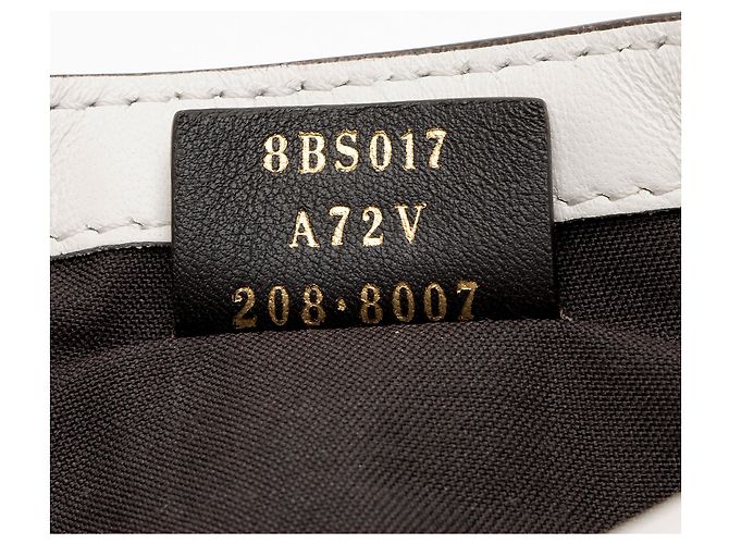 Mini bolsa de ombro Baguette 1974 em couro com relevo FF Fendi Branco - vista 6