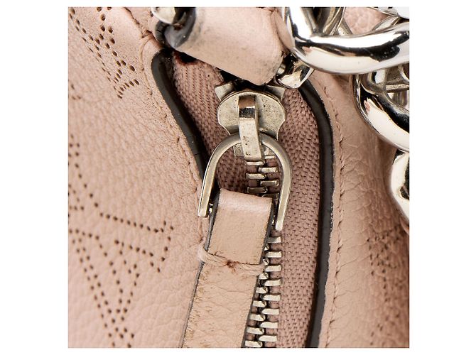 Borsa Babylone Chain BB in pelle Mahina Louis Vuitton Rosa - vista 9