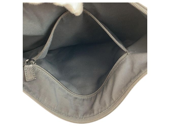 Borsa a tracolla Gucci in nylon e pelle Nero - vista 10