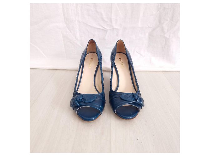 Prada Décolleté open toe in pelle blu petrolio - vista 3
