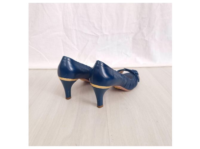 Prada Décolleté open toe in pelle blu petrolio - vista 5