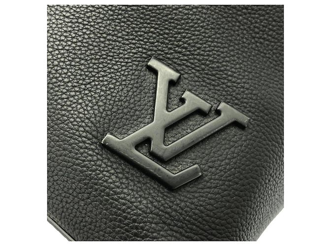 Borsa Louis Vuitton LV Aerogram Lockit Nero - vista 7