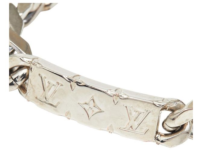 Bracciale Charm Louis Vuitton LV Signature Argento - vista 3
