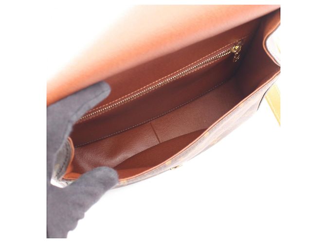 Borsa a Spalla Louis Vuitton Saint Cloud GM Monogram Marrone Monogramma - vista 3