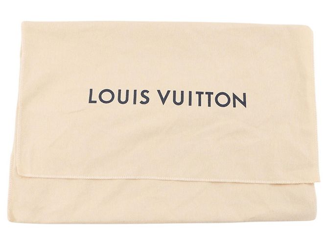 Louis Vuitton Monogram Eclipse Taiga Bumbag Nero Monogramma - vista 14