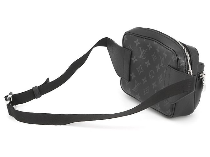 Louis Vuitton Monogram Eclipse Taiga Bumbag Nero Monogramma - vista 2
