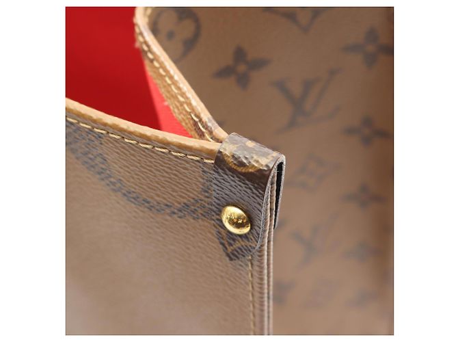 Borsa Tote 2-Way Louis Vuitton OnTheGo MM Monogram Giant Reverse Marrone Beige - vista 6
