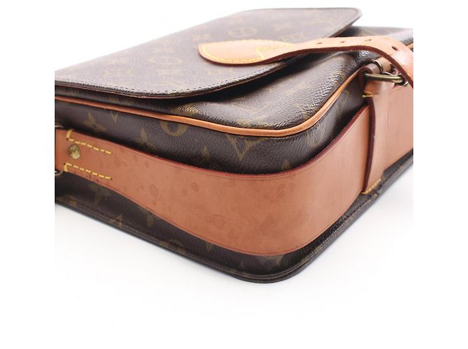 Bolsa de Ombro Louis Vuitton Monogram Cartouchiere MM Marrom Monograma - vista 10
