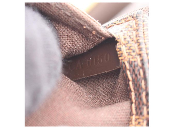 Riñonera Louis Vuitton Geronimos Castaño - vista 5