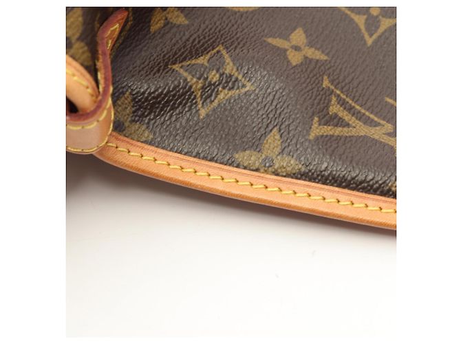 Borsa a Spalla Louis Vuitton Saumur MM Marrone - vista 9