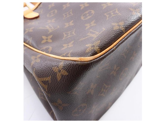 Louis Vuitton Batignolles Handbag Brown - view 6