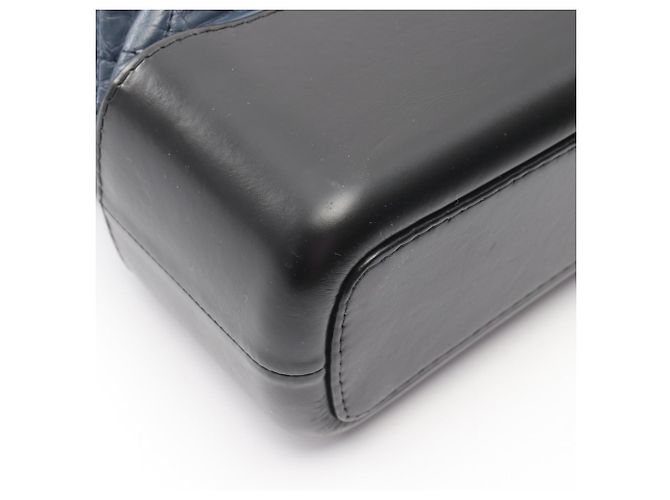 Borsa a tracolla Hobo Chanel Gabrielle de Large Nero Blu navy - vista 6
