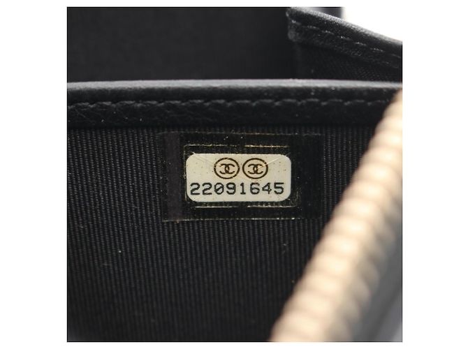 Portafoglio lungo rotondo Chanel Coco Mark con borchie Nero - vista 5
