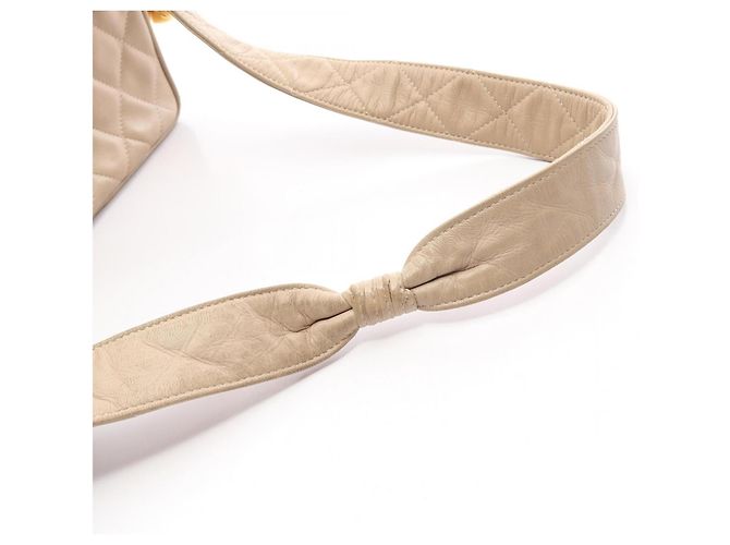 Borsa a Spalla Chanel Coco Mark Diamond Stitch Beige - vista 19