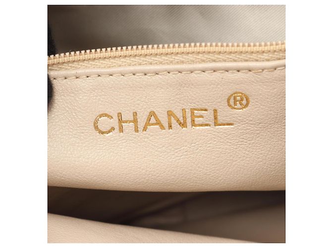 Borsa a Spalla Chanel Coco Mark Diamond Stitch Beige - vista 4