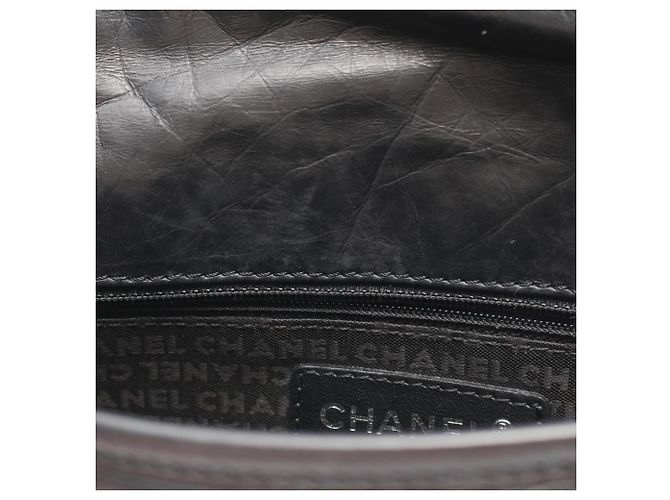 Timeless Borsa a tracolla Chanel Matelassé con logo Coco in rilievo Nero - vista 6