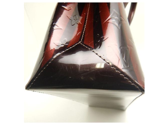 Borsa Louis Vuitton Monogram Vernis Wilshire PM Bordò - vista 11