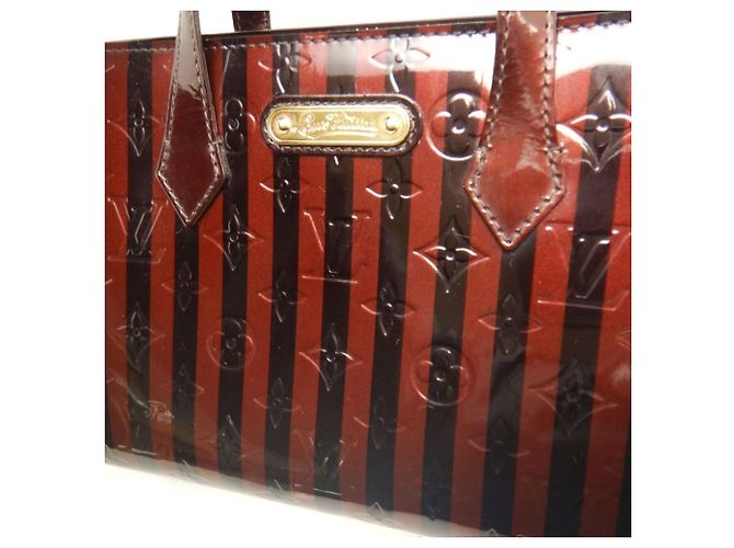 Borsa Louis Vuitton Monogram Vernis Wilshire PM Bordò - vista 9