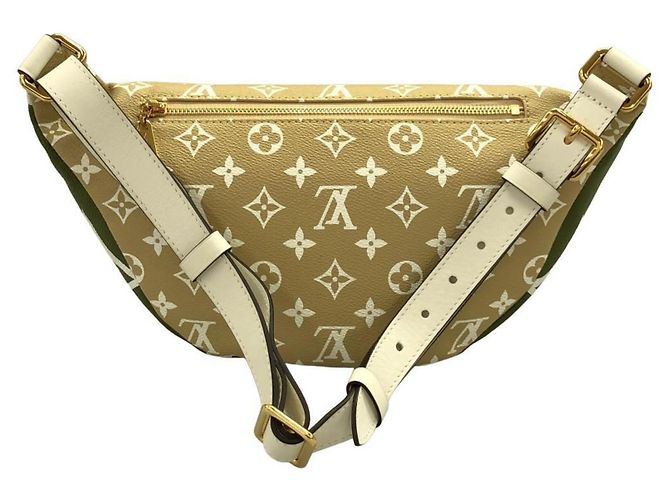 Bumbag Poche Monogram Giant Louis Vuitton Verde Cachi - vista 2